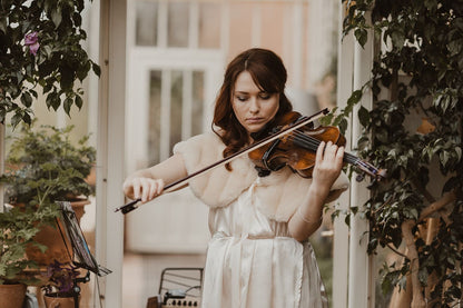 Claire Rhiannon Violin - Music - South Wales