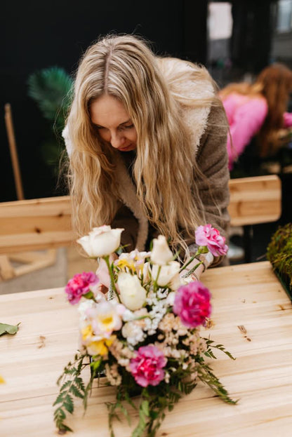 Jas and Floral - Florist - Cardiff