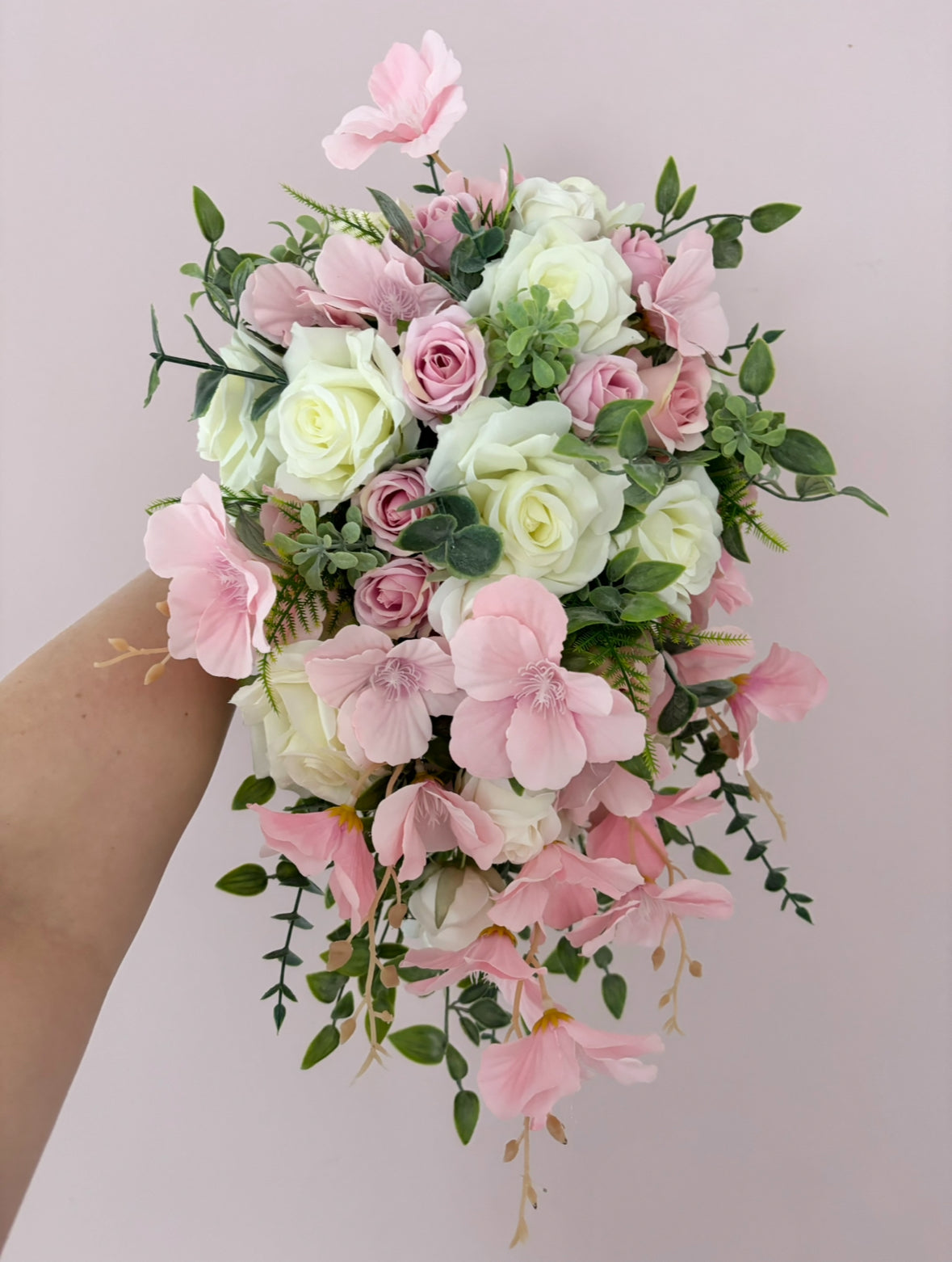 Tina's Bloom Botique - Florist - Essex